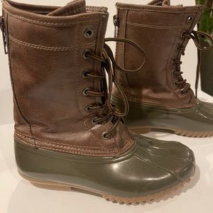 Madden Girl Size 6.5 New with out Box